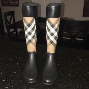 Burberry Rainboots